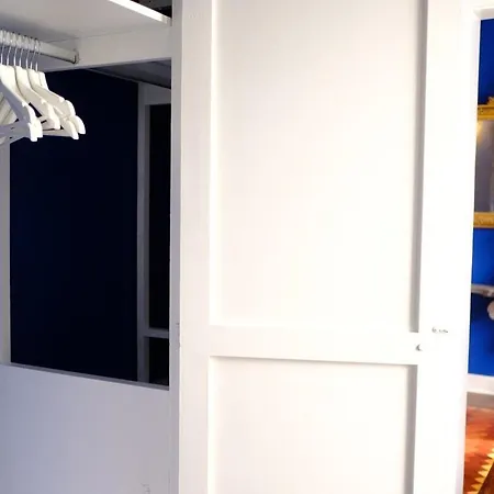 Bicaense Aparments - Blue アパート *