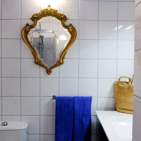 Bicaense Aparments - Blue Apartman